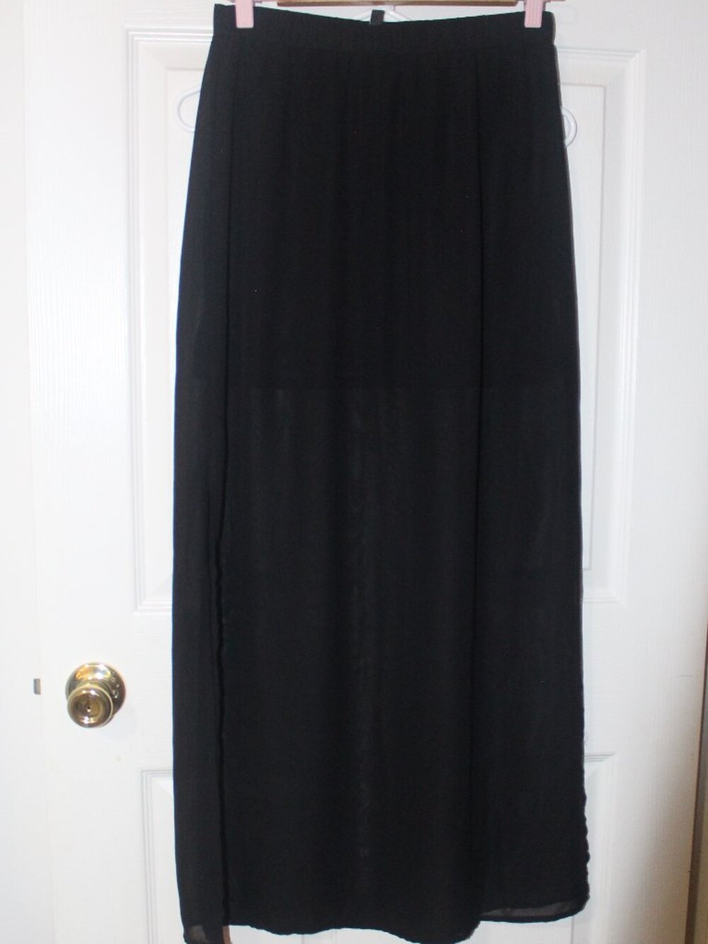 H&M Black Flowy Maxi Skirt Women’s Size 8 (232)